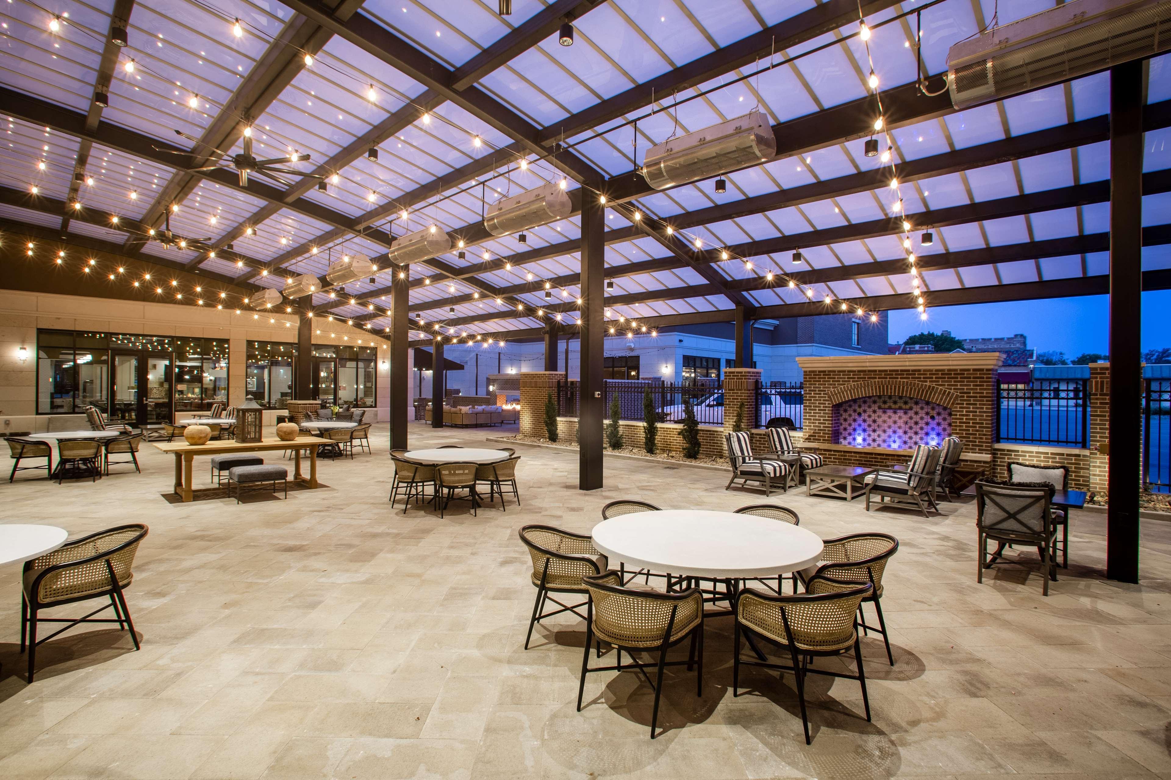 Homewood Suites By Hilton Salina/Downtown, Ks Extérieur photo
