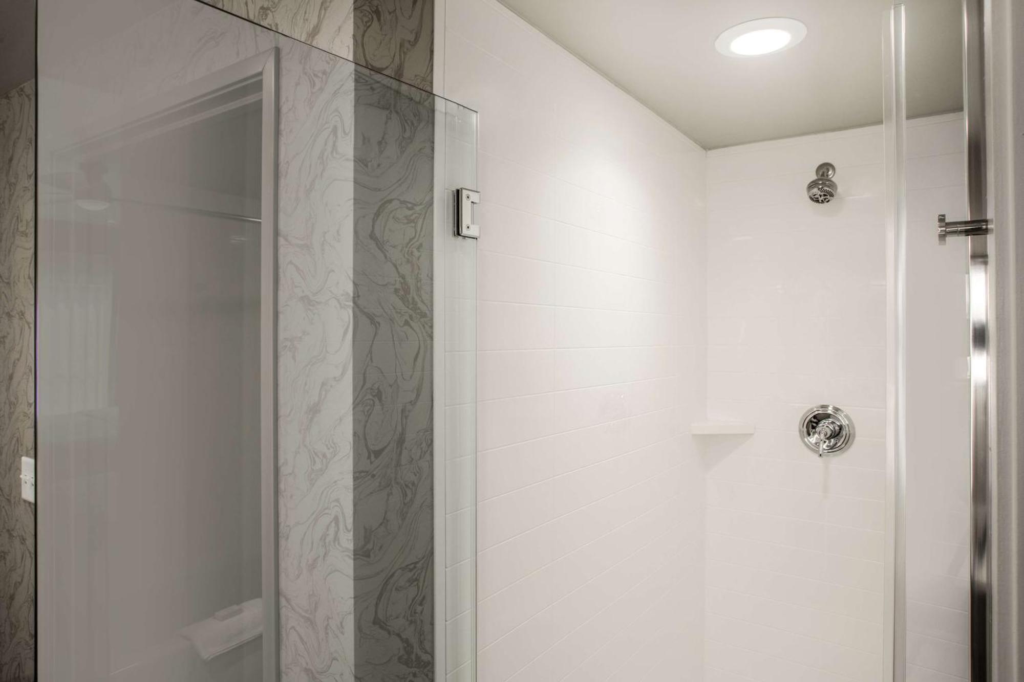 Homewood Suites By Hilton Salina/Downtown, Ks Extérieur photo