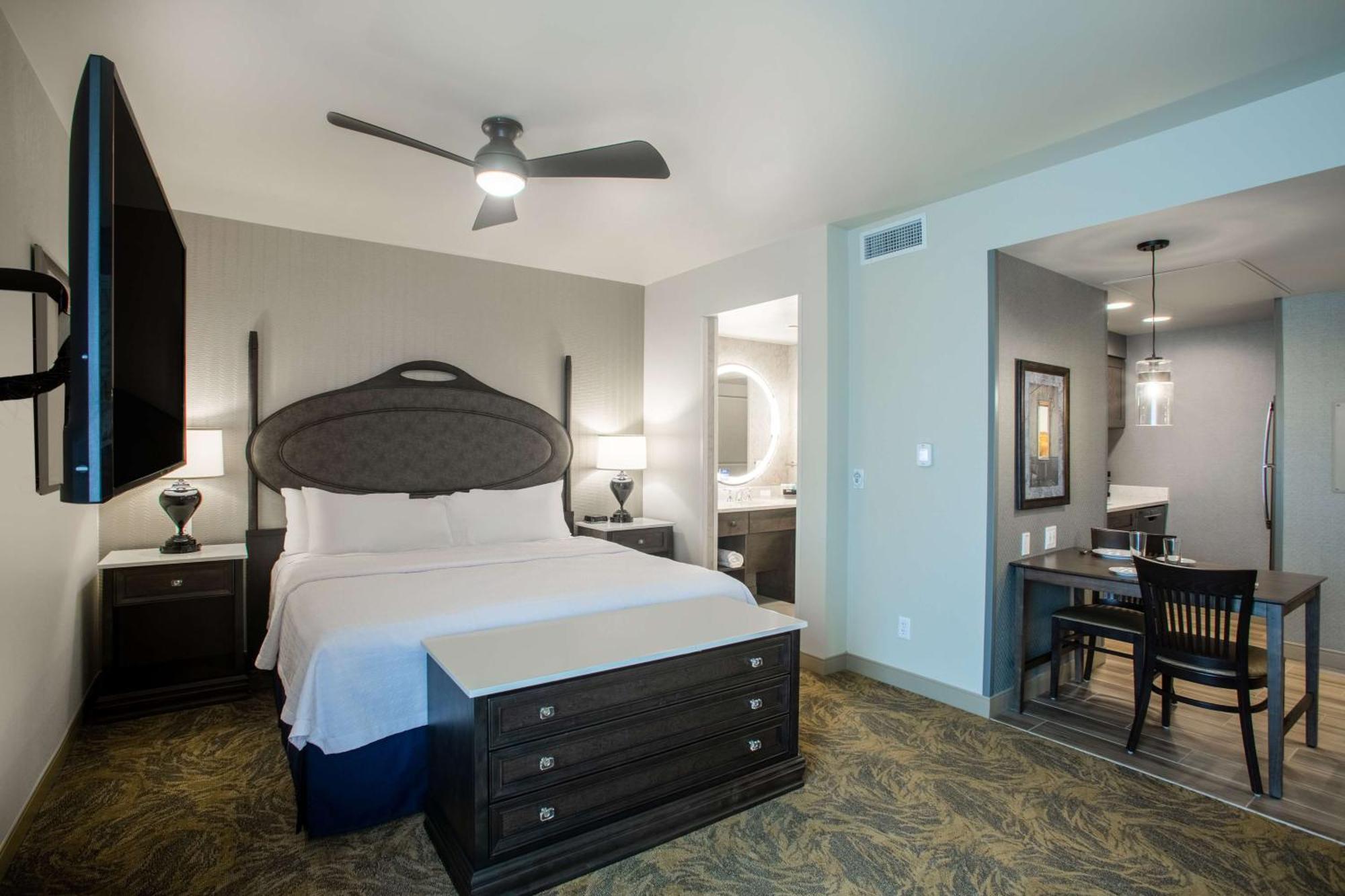 Homewood Suites By Hilton Salina/Downtown, Ks Extérieur photo