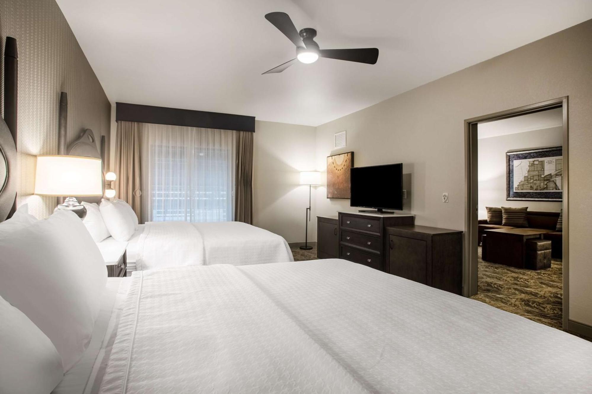 Homewood Suites By Hilton Salina/Downtown, Ks Extérieur photo