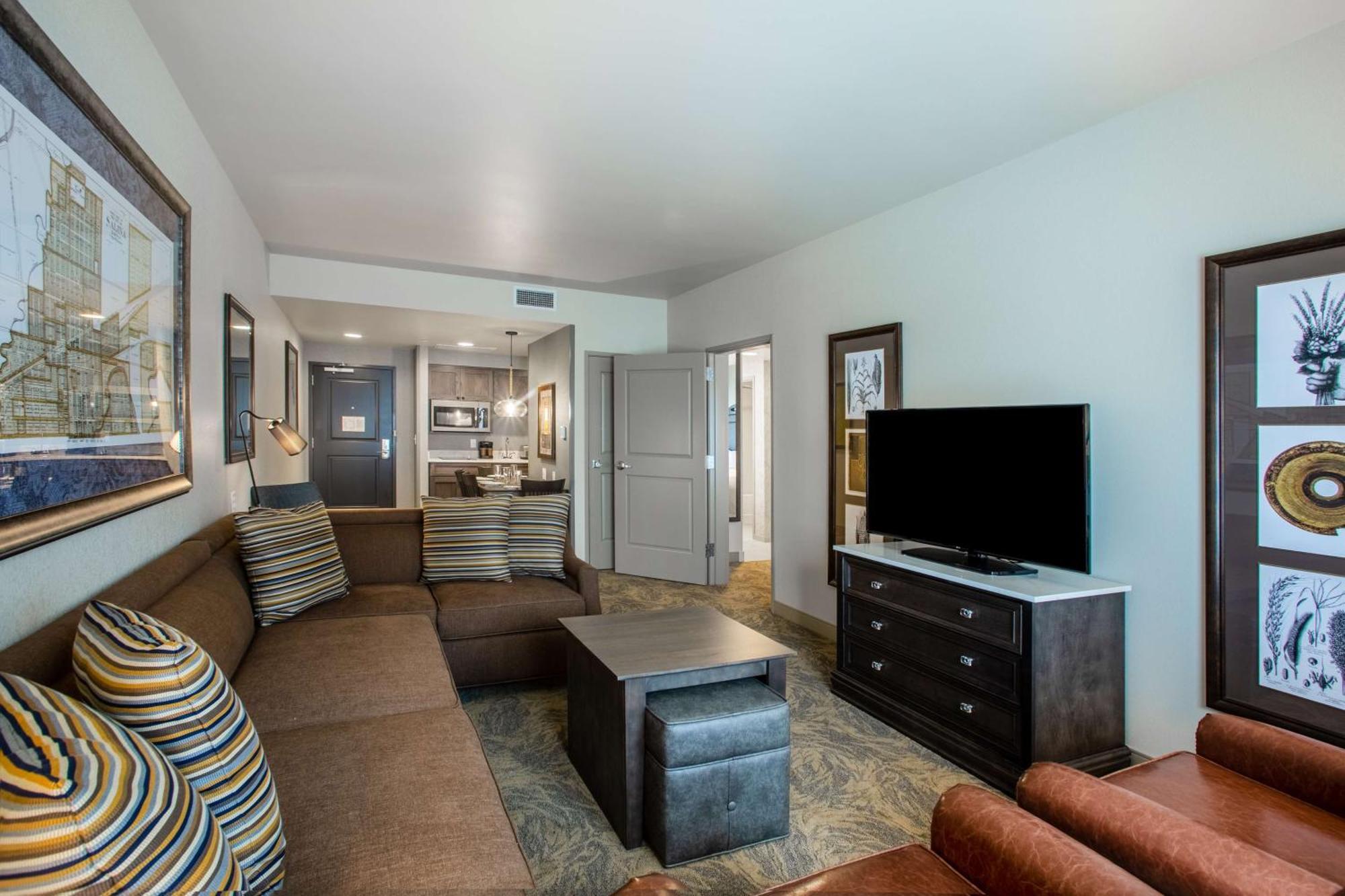Homewood Suites By Hilton Salina/Downtown, Ks Extérieur photo